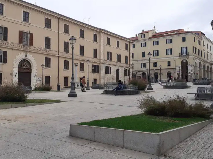 Barbacane Del Castello Aragonese, Italy